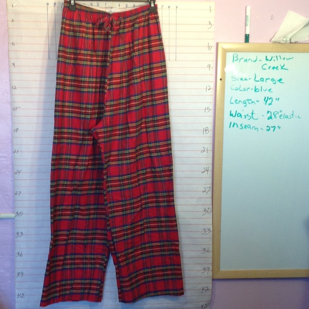 WILLOW CREEK women's pj bottoms, sz Large, Plaid Red